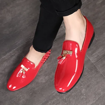 

Plus Size 37~48 Patent Leather Men Pointed Toe Rivet Slip On Dress Shoes Italian Wedding Party Leather Shoes Men Fringed Loafers