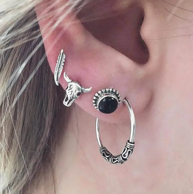 

4Pcs/set Fashion Oxhead Leaf false stone round Stud Earrings Set for Women Vintage Antique Silver Color Unsix Party Jewelry