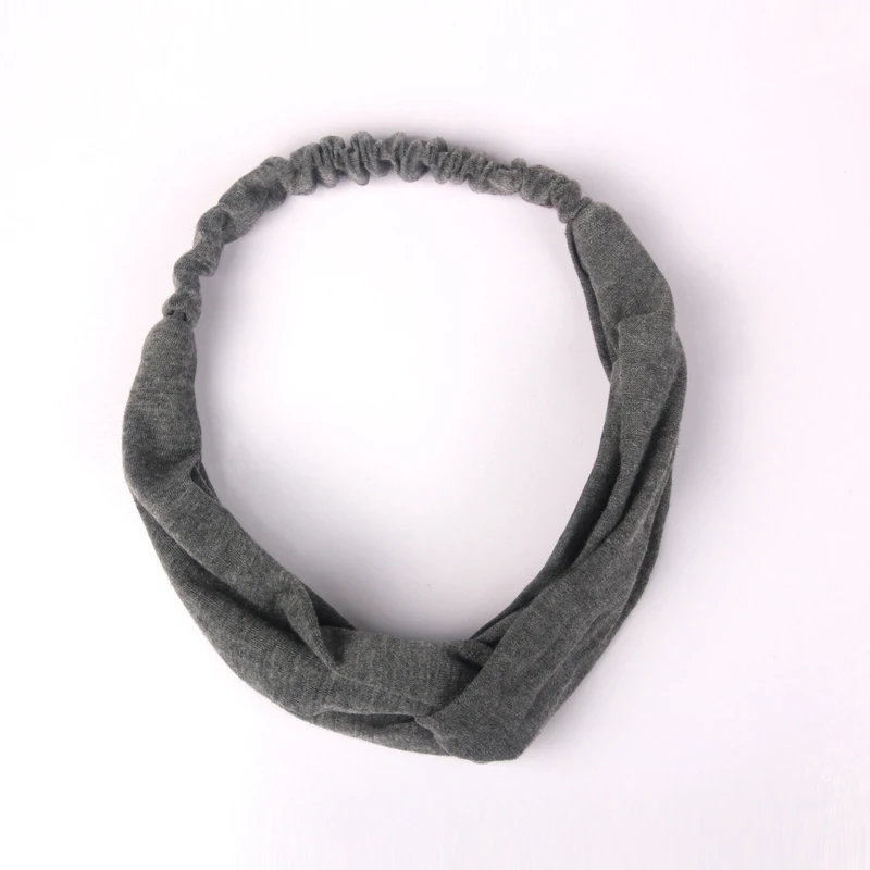 headband.