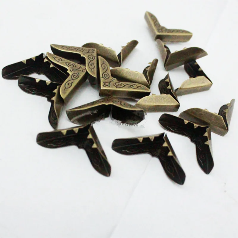 Bronze-Tone-Book-Scrapbooking-Albums-Menus-Corner-Protectors-Metal-Corners-For-Books-Pattern-Carved-25-25 (2)