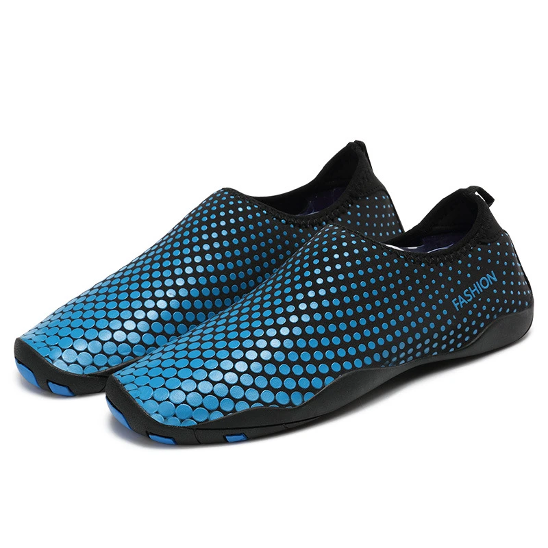 

Water Shoes Summer Aqua Shoes Men Beach Slippers Breathable Upstream Shoes Beach Sandals Surfing Dving Socks Tenis Masculino