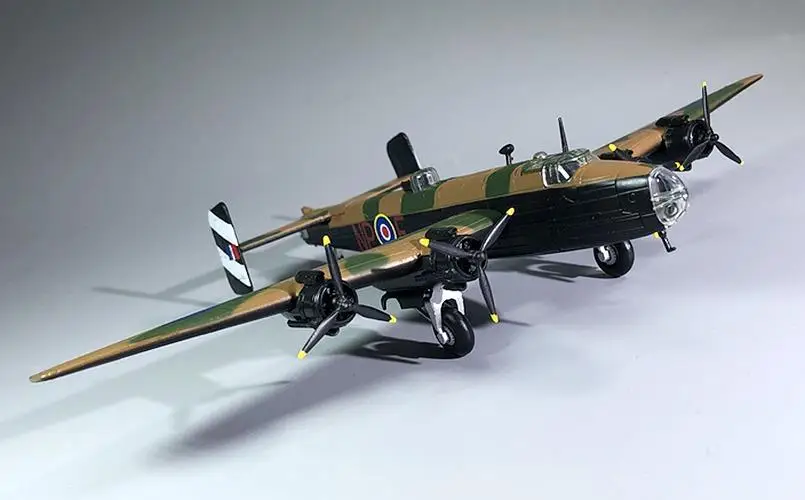 Второй мировой войны британский HALIFAX 1/144 литье под давлением модель самолета WLTK