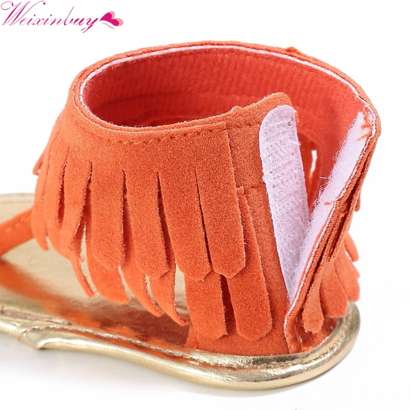 Летние сандалии для маленьких девочек дышащая обувь с кисточками Нескользящие Вьетнамки Сандалии для новорожденных от 0 до 18 месяцев