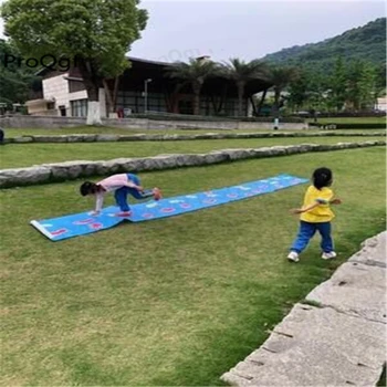 

1Pcs A Set hand foodstep game children adult school game tool