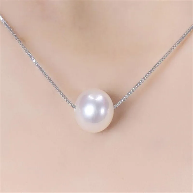 Lady's 8.5mm - 9.5mm natural freshwater pearl Pendant necklace