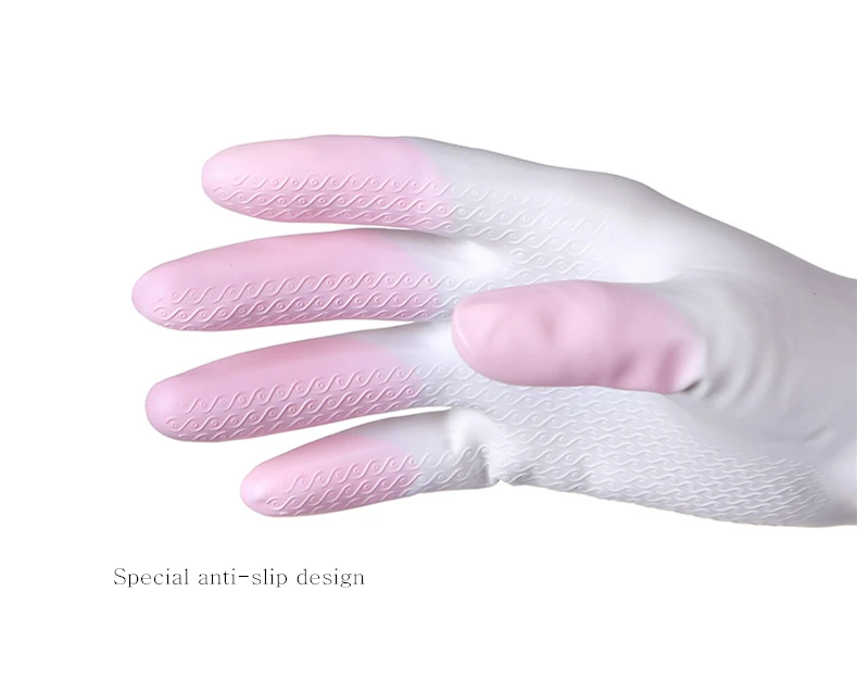 7951495676_1051487683_