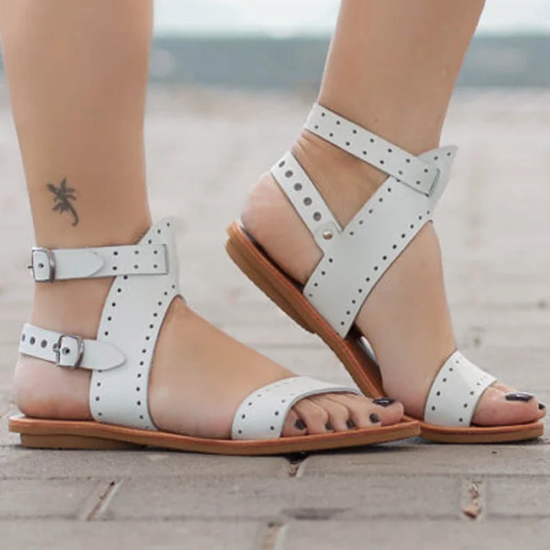 Женская обувь; женские сандалии; повседневные сандалии с пряжкой; летние сандалии-гладиаторы; летняя пляжная обувь; женская обувь на низком каблуке; большие размеры 34-43 - Цвет: Белый