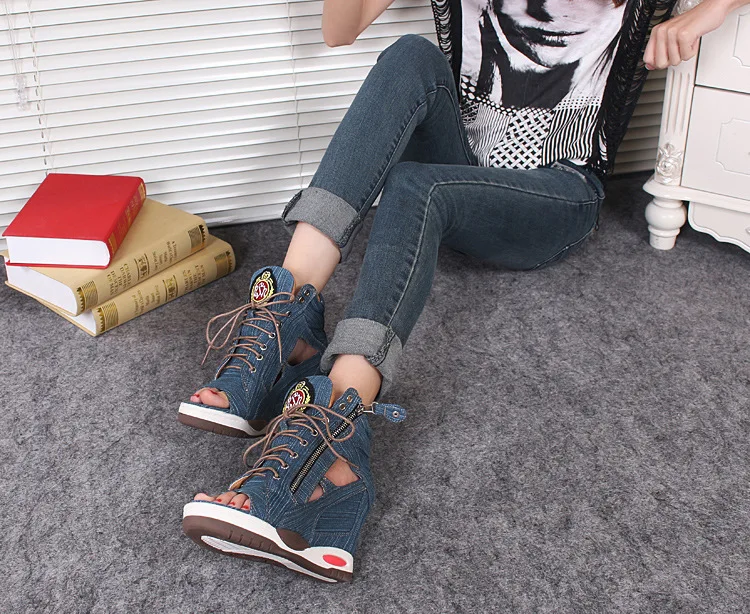DORATASIA/Новые Летние Элегантные босоножки из джинсовой ткани на высоком каблуке Женская обувь на высокой платформе женские босоножки, увеличивающие рост