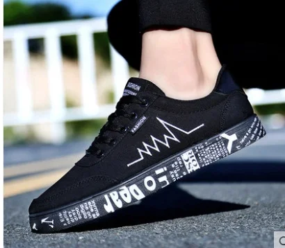 

New 2018 Spring Summer Canvas Shoes Men Sneakers Low top Black Shoes Men's Casual Shoes Male Brand Fashion Sneakers EUR39-45