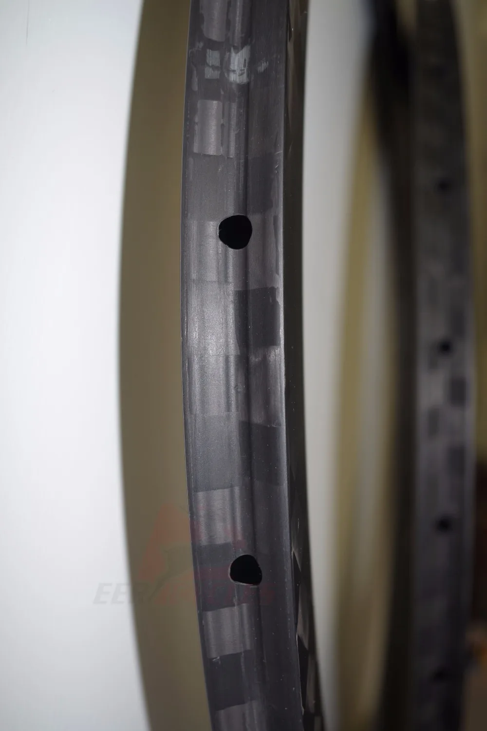 650c 50mm x 23mm deep carbon rim tubular