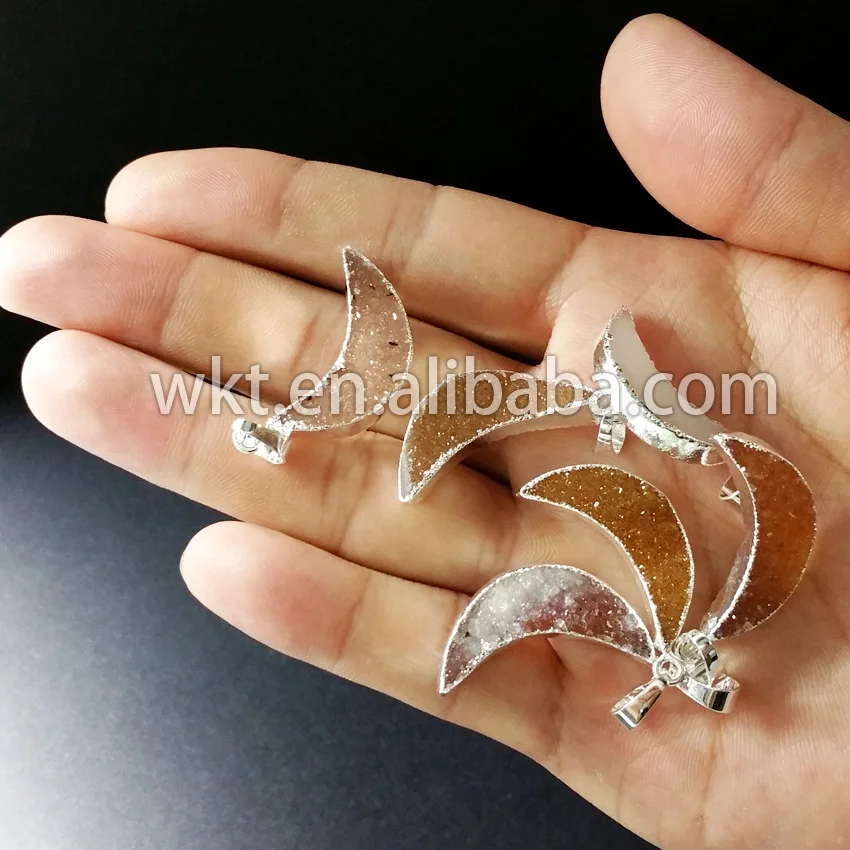 Подвески в виде полумесяца с натуральной друзой у ворот маленькая