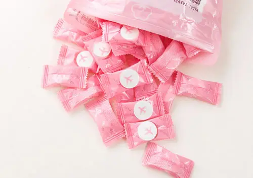 50pcs-Magic-Tissue-Portable-Compressed-Towel-with-All-Kinds-of-Potential-Uses