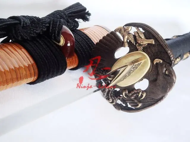 

Clay tempered T-10 blade japanese samurai katana eagle tsuba razor sharp edge