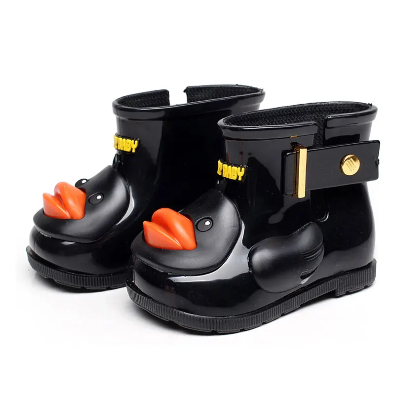 Детские резиновые сапоги непромокаемые сапоги для мальчиков и девочек Водонепроницаемая детская обувь с милым утиным пухом резиновые сапоги для малышей CSH310 - Цвет: Черный