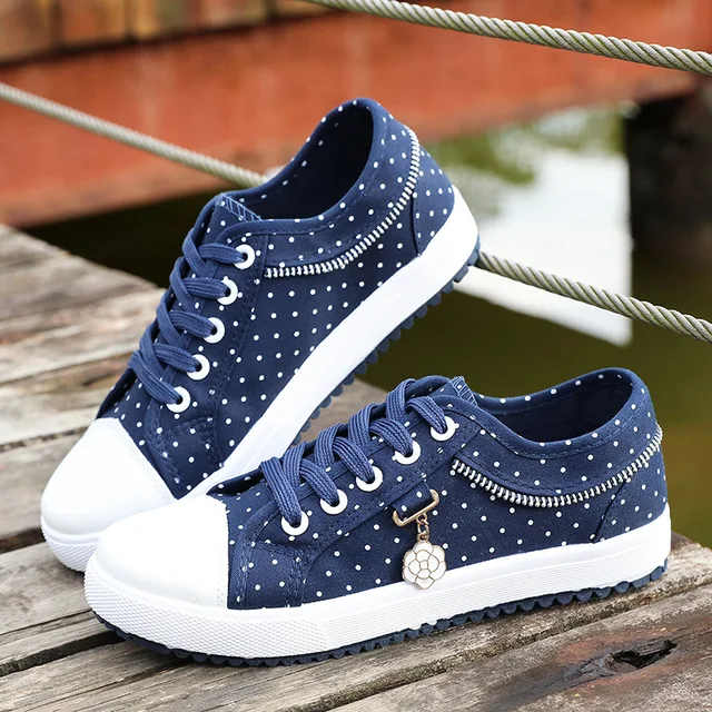 YD EVER Designer Spot Shoes Comfortable Thick Soles Canvas Shoes Women