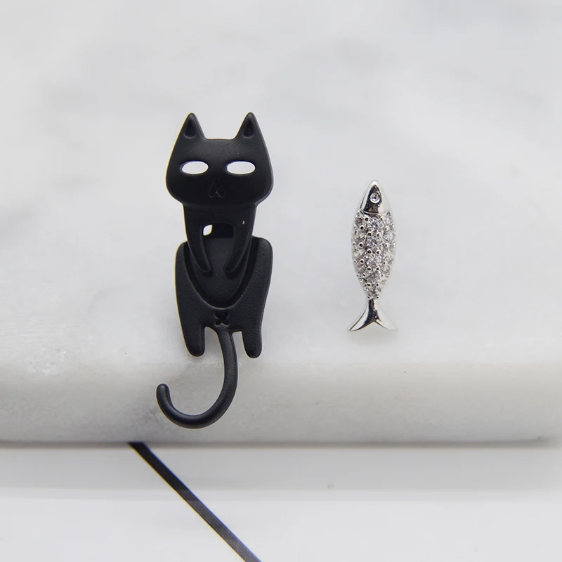 Женские асимметричные серьги гвоздики JZTOP милые черные сережки в форме рыбки с