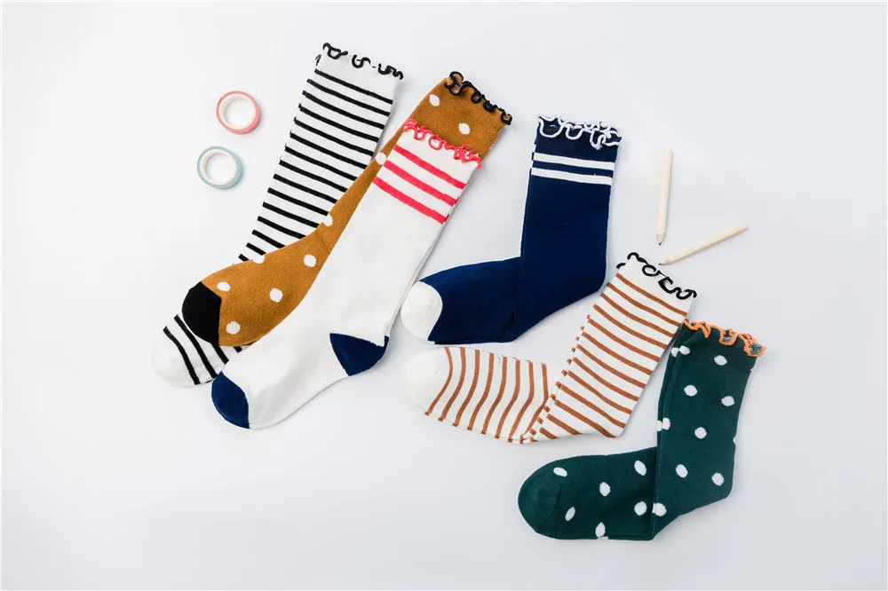 Mejores Ofertas Niños recién nacidos medias de niño o niña patrón de punto raya hasta la rodilla calcetín bebé calcetines gato algodón lindo dibujos animados Infantil Niño pequeño de 1 a 8 años lnwDMRmo