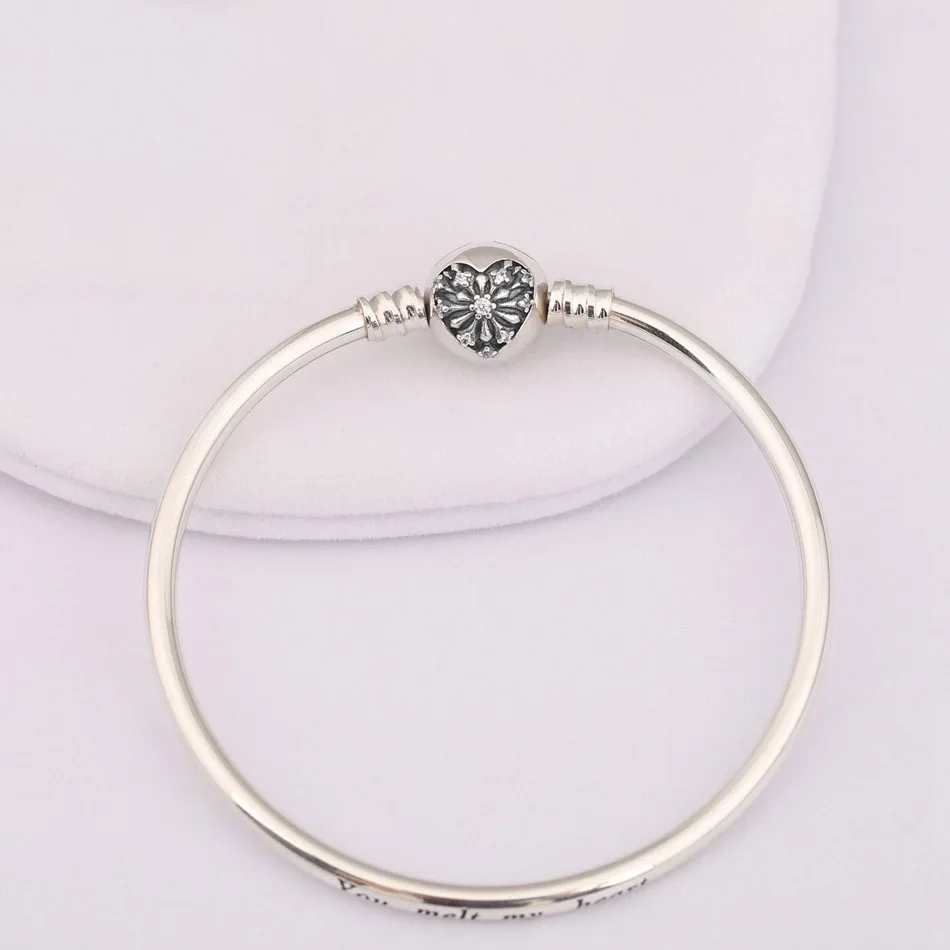 

Authentic 925 Sterling Silver Bangles & Bracelets for Women Love Heart Snowflake Clasp Beads For Women fit Lady Jewelry