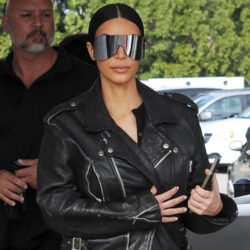 Kim-Kardashian-Sunglasses