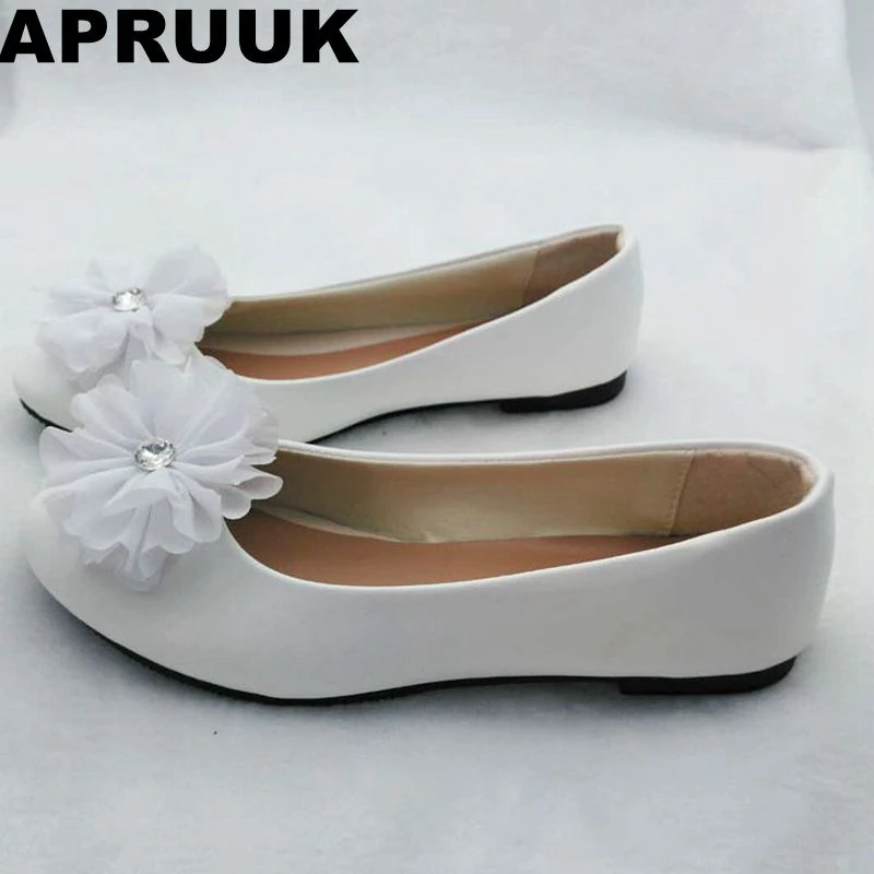 white ballet flats for flower girl
