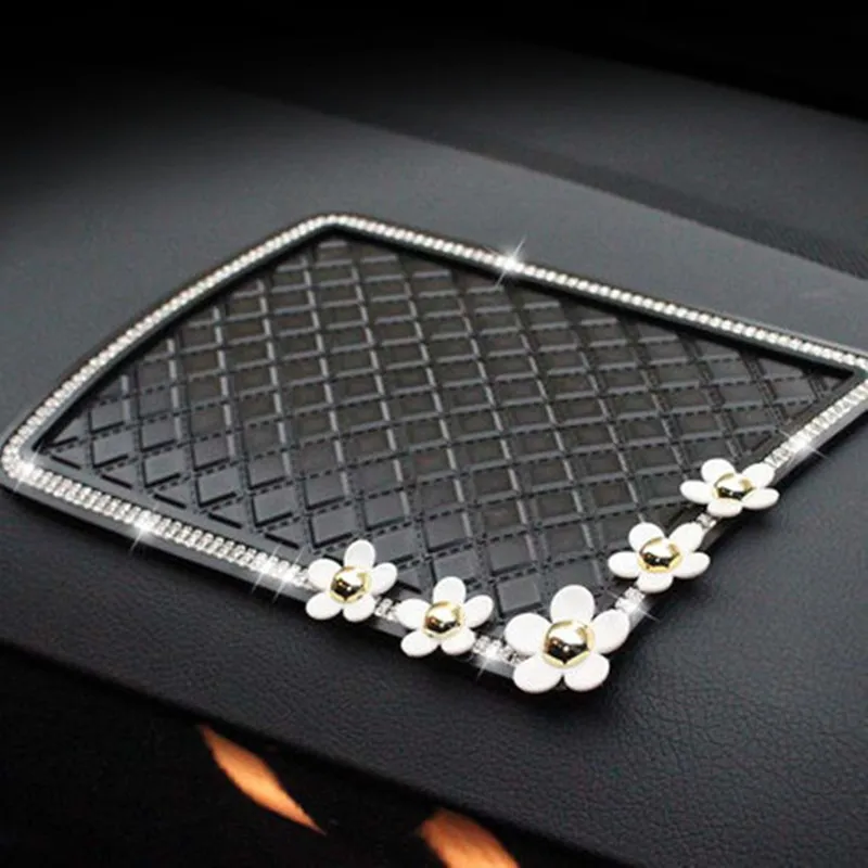 

Crystal Daisy Flower Car Anti Non Slip Pad Rubber Mobile Sticky Dashboard Phone Diamond Mat For GPS MP3 Doll Cushion Women