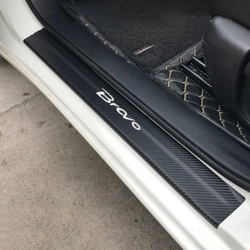 Для Fiat Bravo 4D углеродное волокно Автомобильная дверная наклейка для порога против царапин без скольжения авто защита порога потертости автомобильные аксессуары - Название цвета: Серебристый