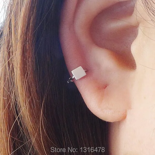 

The new 925 sterling silver ring ear bones square sheet of female models personality studs mini ear ring inner diameter of 5.5mm