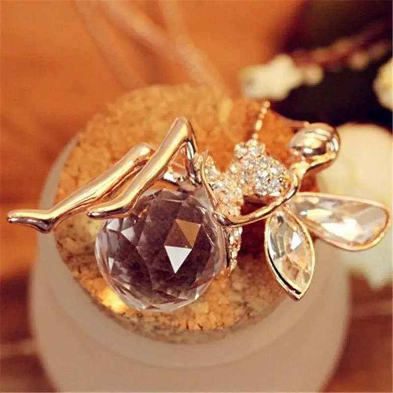 Fashion Women Jewelry Crystal Angel Wings Gold Plated Long Chain Necklace Ahiny Butterfly Fairy Necklace for Girls Birthday Gift
