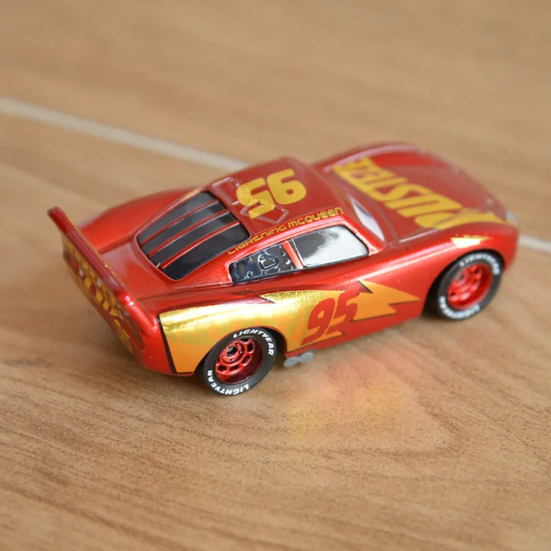 Disney Pixar Cars 3 новейшая модель автомобиля из металлического сплава с золотым