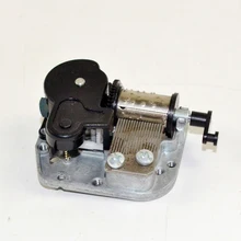 DIY музыкальная шкатулка механизм 18 нот заводная Музыкальная шкатулка движение С Вращающимся барабаном вал Кривошип