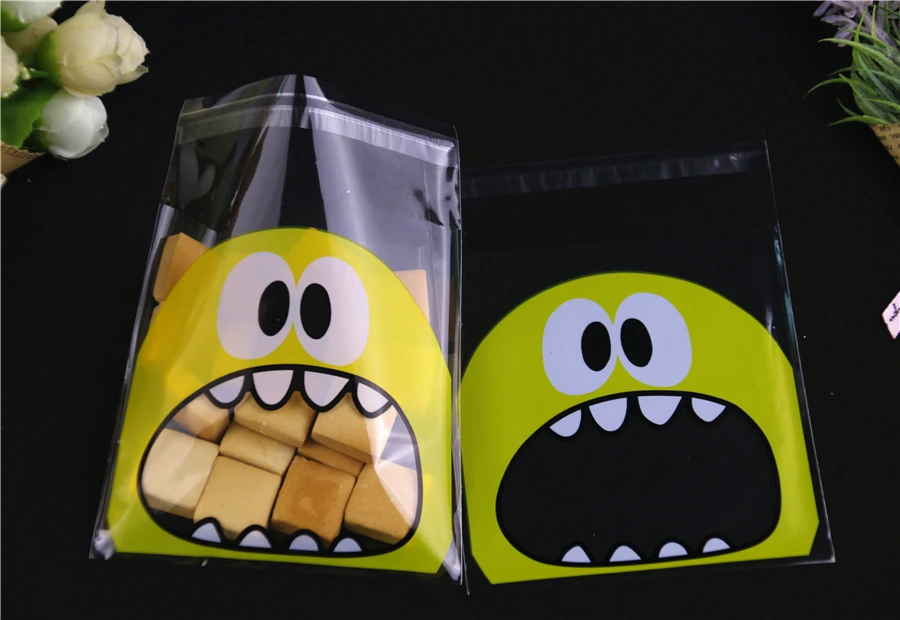 Biscuit bags (202)