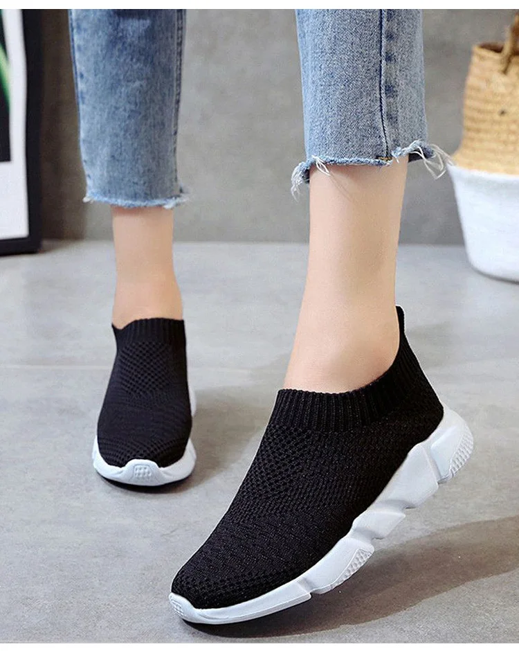 Women's Breathable Soft Bottom Shoes Model Cover Black