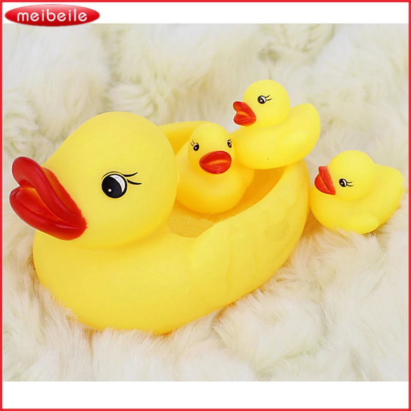 Mother And Baby Swimming Ducks Bath Toy 3 Small in 1 Big Cute Yellow