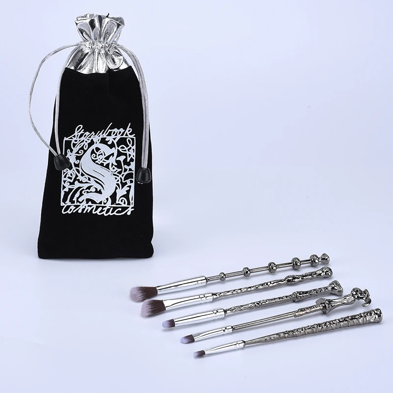 

5pcs Wand Makeup Brushes Metal cosmetic brush set Makeup Magic EyeShadow Palette Eyeliner Blending Pencil Lip Brush Tools