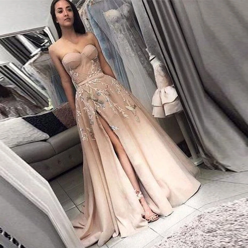 

Champagne Evening Dresses 2019 Sweetheart A-Line Slit Appliques Satin Dubai Saudi Arabic Long Elegant Evening Gown Prom Dress