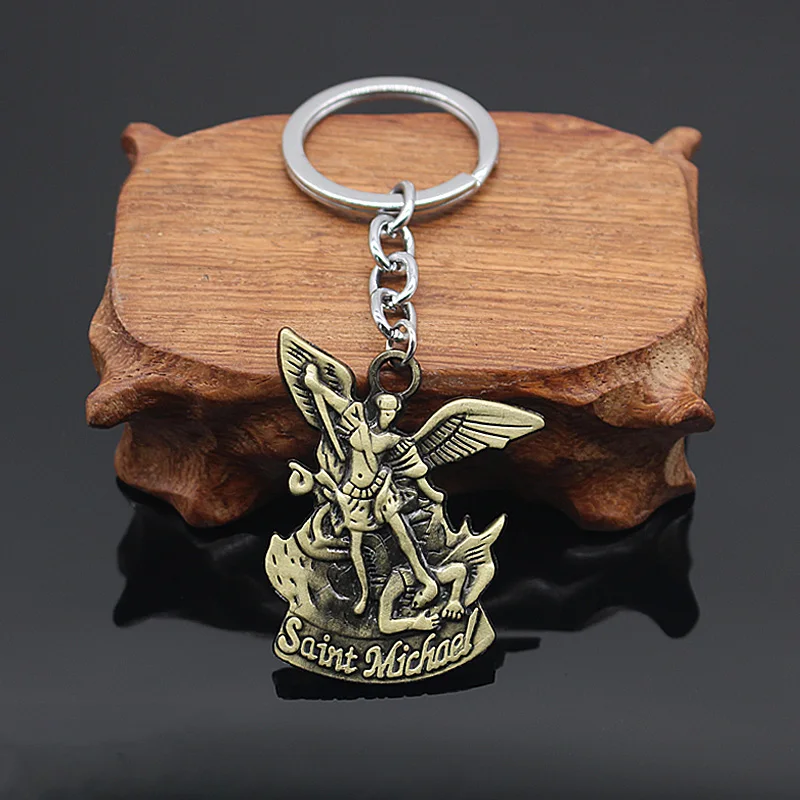 Punk-Vintage-Bible-Archangel-Saint-Michael-Pendant-Keychain-St-Michael-Angel-Wings-Jesus-Key-Chain-Car (3)