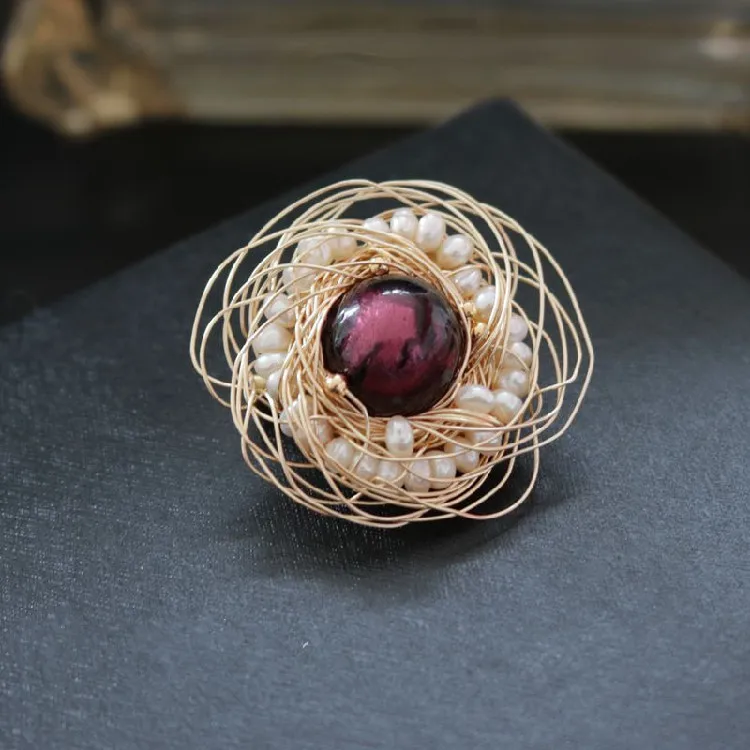 round pearl brooch (11)
