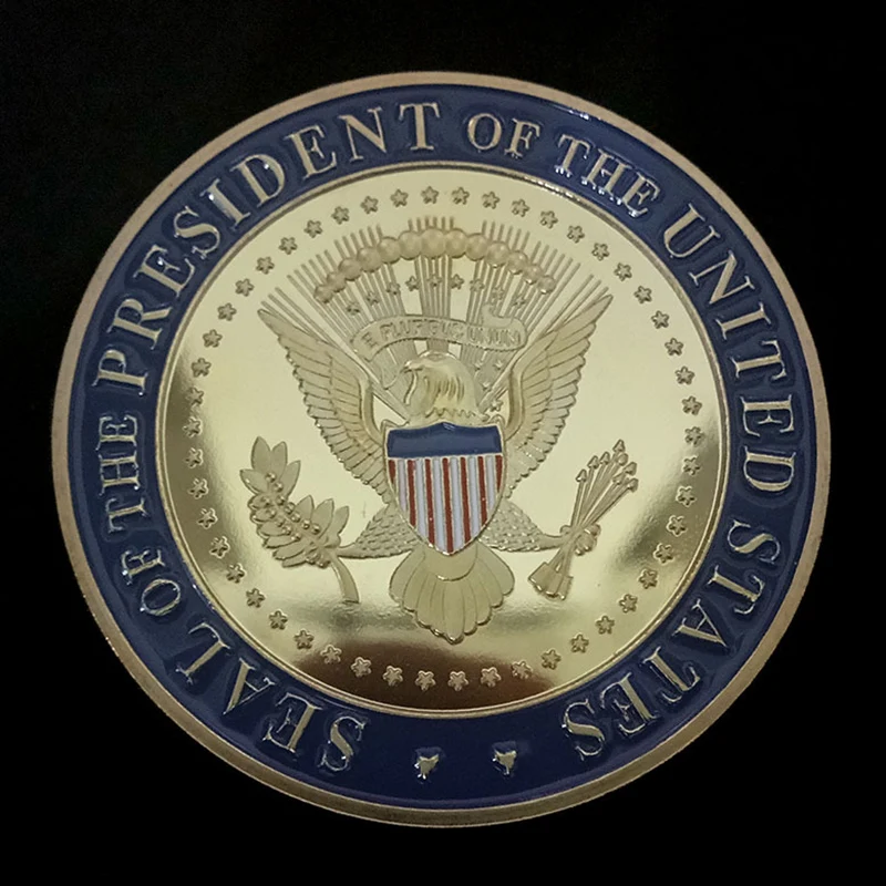 

Exquisite Trump Coin US 45th President Of the United State Colour Commemorative Coin Collectible Patriotism Coins Drop shipping