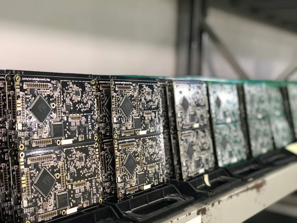 HackRF One ++ 02