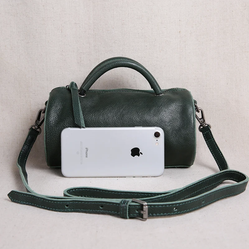 AETOO Retro leather handbags women bucket bag mini fashion shoulder bag Messenger leather round bag simple tide