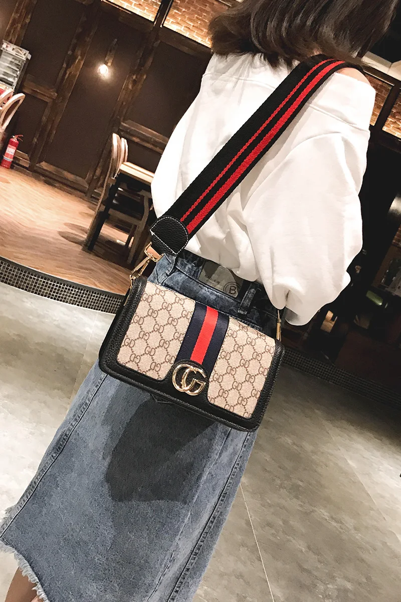 

IMOK Shoulder bag Women Leather Messenger Bag Plaid Ladies Crossbody Bag Trendy Candy Color Small Flap Shopping Handbag NCCC