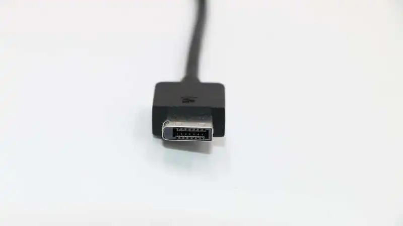 X280  01YU026  D