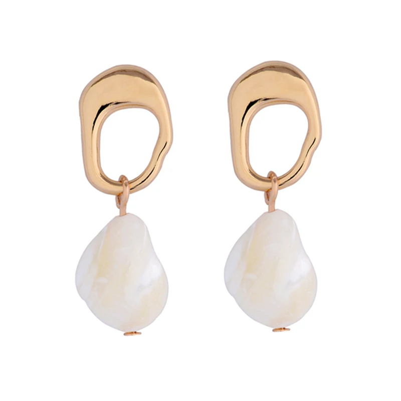

SRCOI Vintage Metal Simple Sea Shell Conch Shape Earrings Romantic Small Holiday Dangle Earring Fashion Sea Jewelry Bijoux Femme