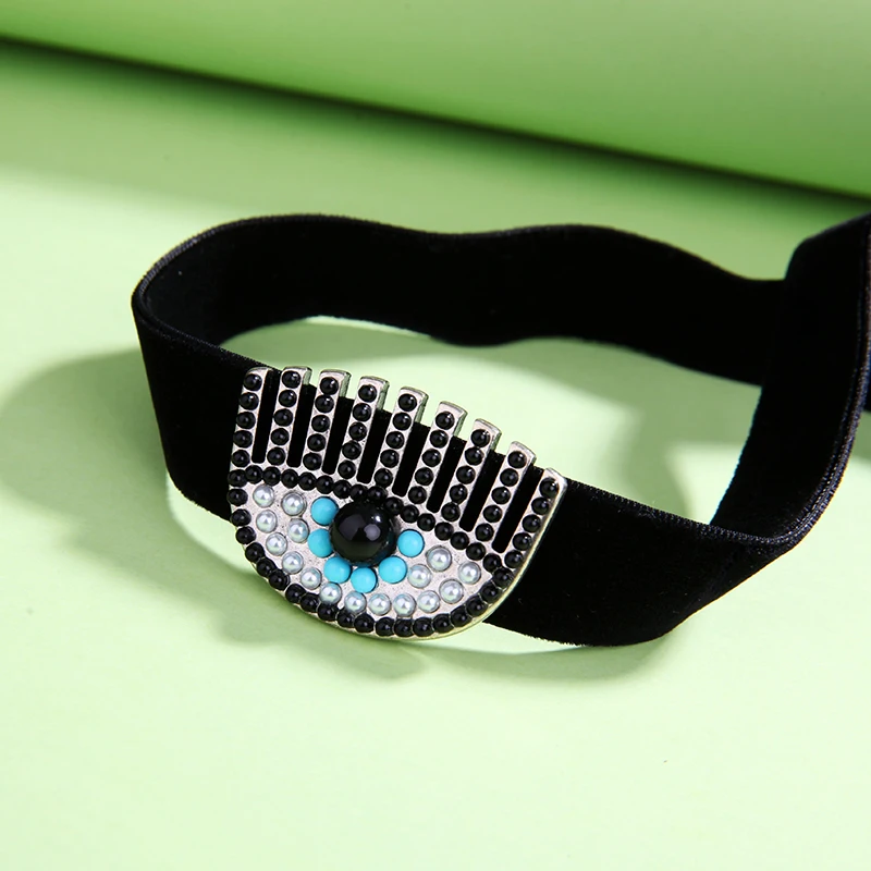 

Black Velvet Eye Charm Choker Necklace Classic Fashion Jewelry Handmade Long Lace-up Costume Necklace Collars Accessories In Box