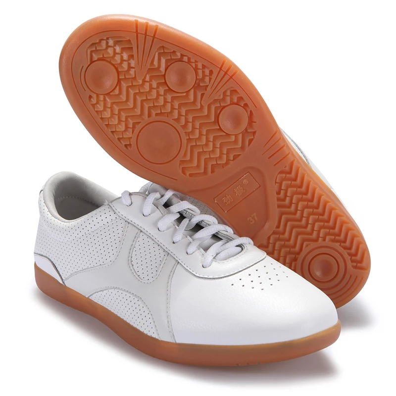 shaolin shoes genuine leather taichi shoes Martial Arts Taekwondo Karate Kung Fu Tai Chi Shoes цена shaolin shoes genuine leather taichi shoes Martial Arts Taekwondo Karate Kung Fu Tai Chi Shoes цены онлайн