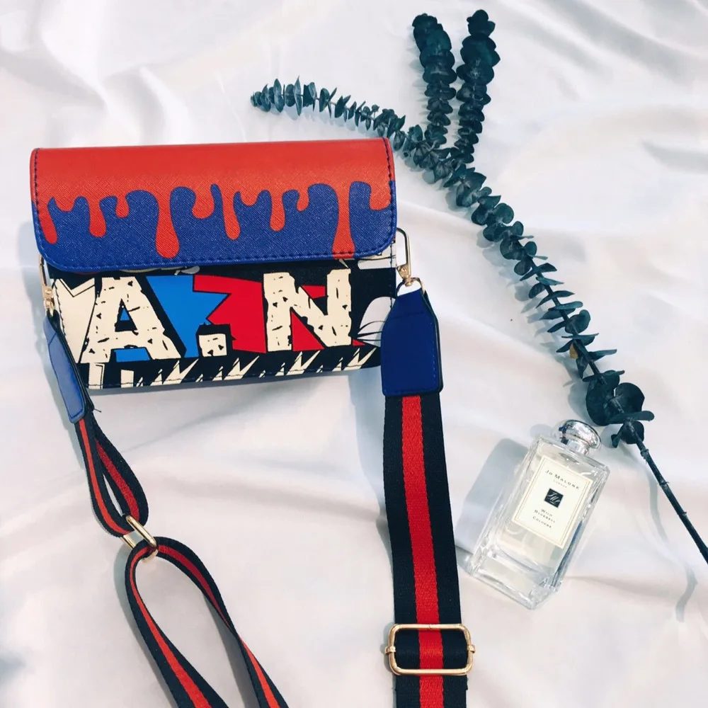 4388205038_1924897600