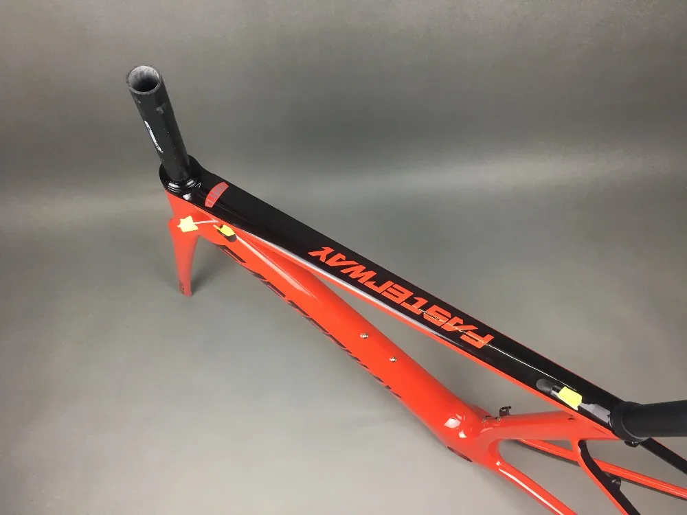 Cheap 2019 design super light FASTERWAY classic carbon road frameset D Brake carbon bike frame:Frameset+Seatpost+Fork+Clamp+Headset 108