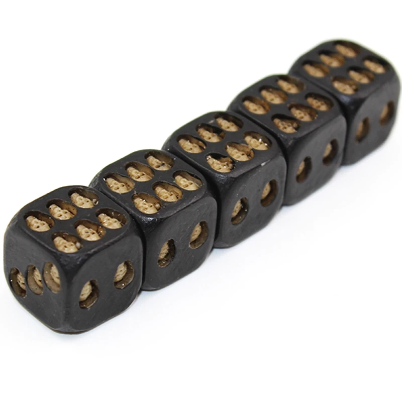Skull Dice,10 Pieces 16MM Halloween D6 Dice Mini Skull Face,Unique 6