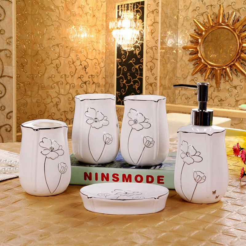 

5PCS porcelain bathroom set silver side diamond printing liquid soap dispenser porcelain soap toothbrush holder home decoration