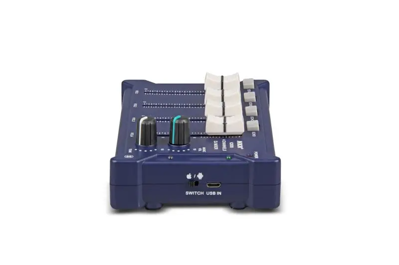 live streaming Mini portable mixer music equipment K2000 with Bluetooth Mixer Supports 4 mic inputs 2 outputs Mixer